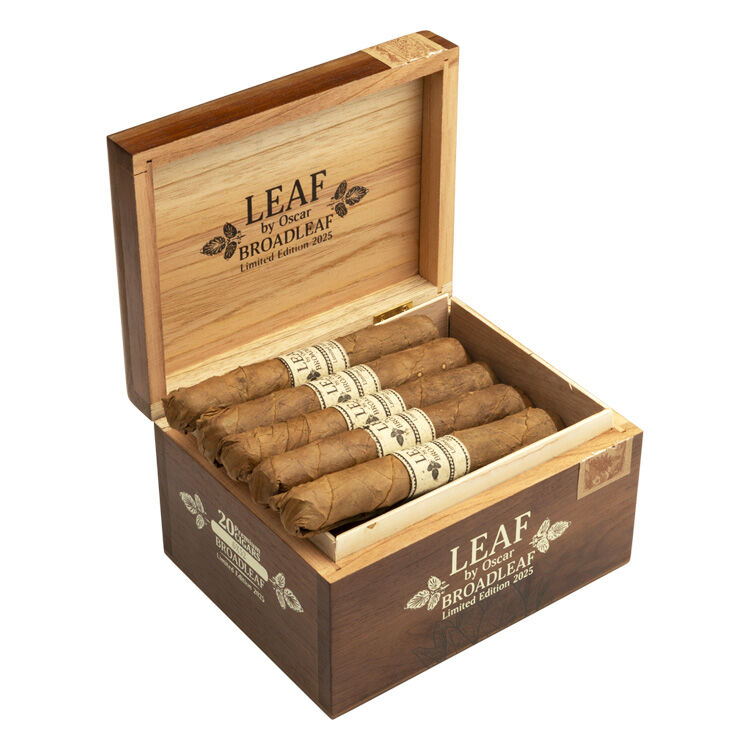 View product media LOBLT Limited Edition Broadleaf Toro, , jrcigars 2